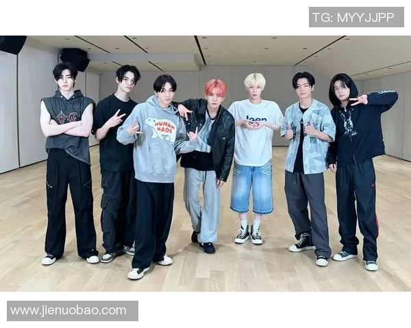 韩国男团与足球明星的魅力对决谁能赢得更多粉丝的心 韩国男团与足球明星的魅力对决谁能赢得更多粉丝的心