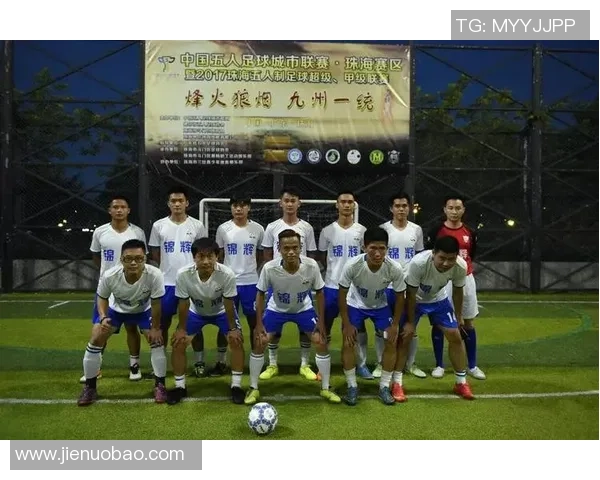 上海足球队在联赛中的经验积累与表现分析