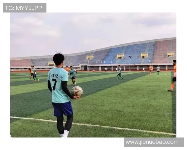 张静专访：从绿茵场到人生舞台的足球旅程回顾与展望