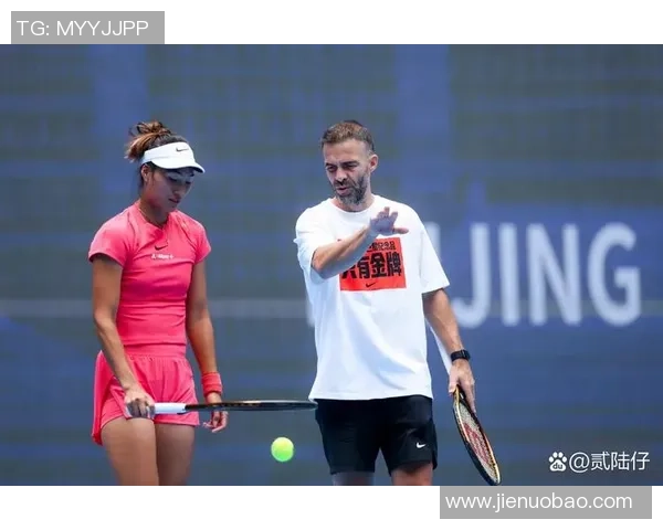 重庆网球队创历史新高网球耐力排名引发广泛关注与热议 重庆网球队创历史新高网球耐力排名引发广泛关注与热议